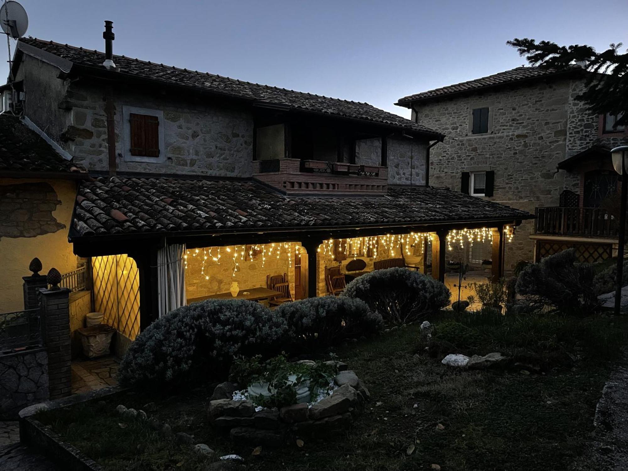 Mazzetti Country House-Vita In Campagna Con Giardino Vimignano-Chiesa Exteriör bild