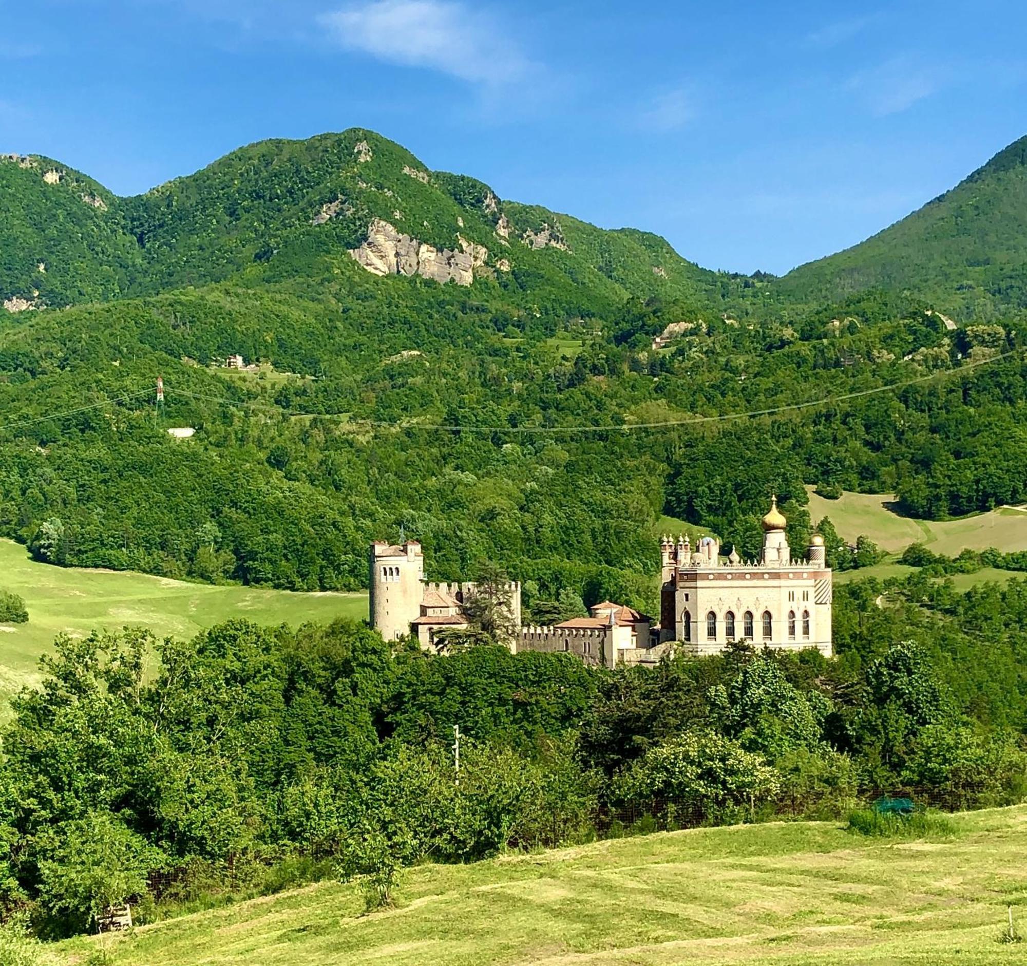 Mazzetti Country House-Vita In Campagna Con Giardino Vimignano-Chiesa Exteriör bild